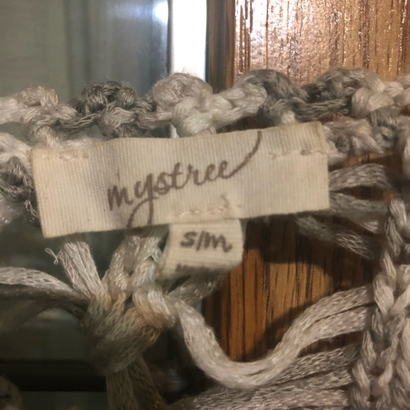 Mystree Knitted/Crocheted top Boho - Picture 3 of 9